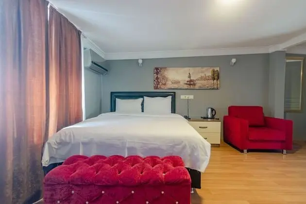Deluxe Tek Büyük Yataklı Oda, Teras, Şehir Manzaralı