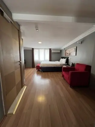 Deluxe Tek Büyük Yataklı Oda, Teras, Şehir Manzaralı