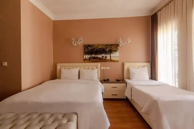 Luxury Üç Kişilik Oda