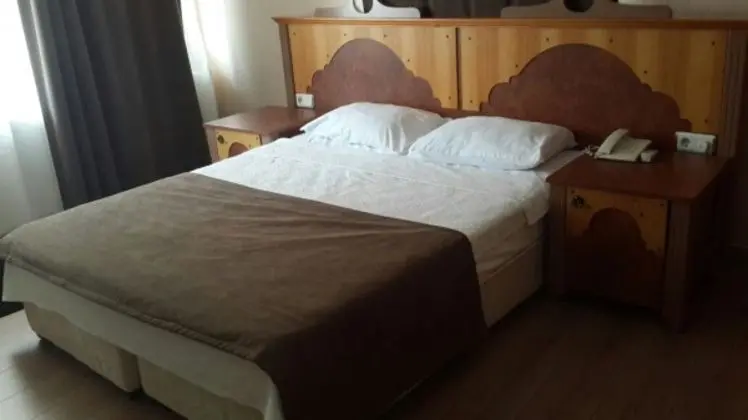 Standart Oda, Şehir Manzaralı