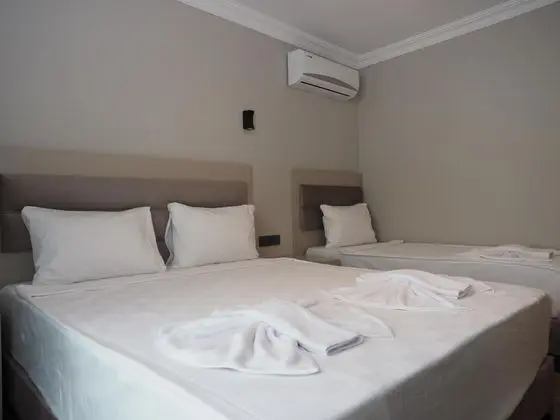 Kiraz Otel Üç Kişilik Oda, Şehir Manzaralı, Balkonsuz
