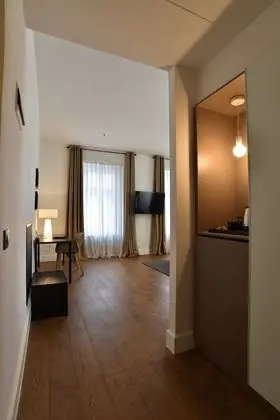 Premium Tek Büyük Yataklı Oda