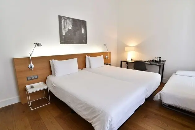 Standard Tek Büyük veya İki Ayrı Yataklı Oda (with Extra Bed)