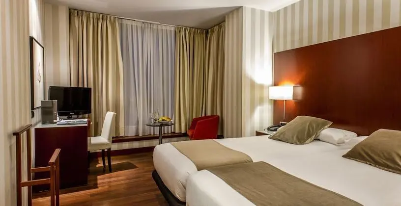 Tek Büyük Yataklı Oda (with an Extra bed)