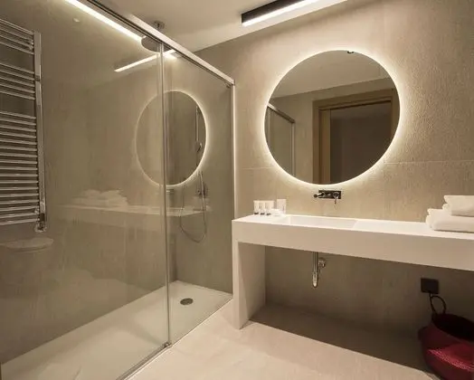 Basic Tek Büyük Yataklı Oda