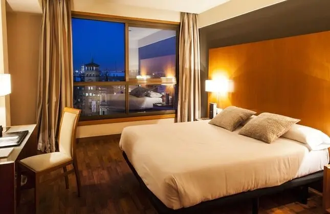 Standard Büyük Yataklı Tek Kişilik Oda