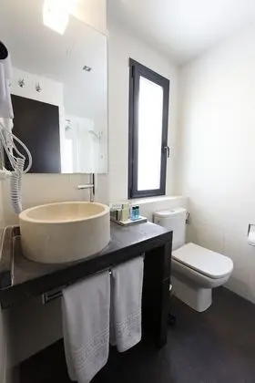 Twin Room + Extra Bed