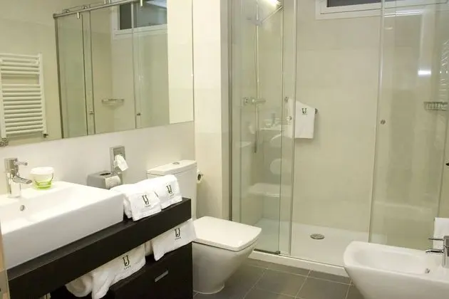 Oda, 3 Tek Kişilik Yatak, Şehir Manzaralı