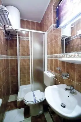 Economy Tek Büyük Yataklı Oda