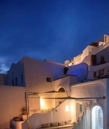 Cave 2 Bedroom Apartment with Hot Tub (Caldera View)
