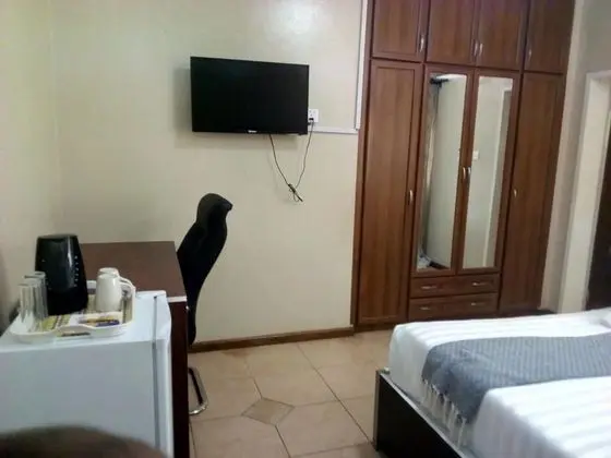 Tek Büyük veya İki Ayrı Yataklı Oda
