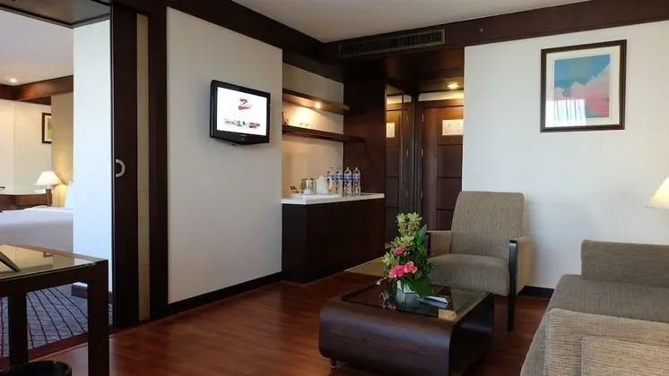 Suite Room