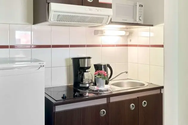 Standard Oda, Sigara İçilmez (1 Queen, 2 Singles & 1 Sofa Bed)