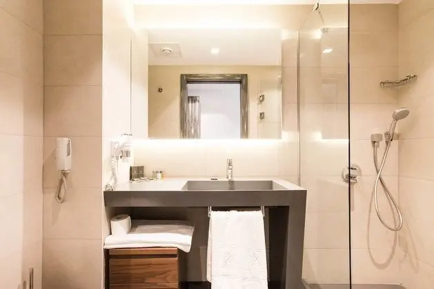 Comfort Tek Büyük Yataklı Oda