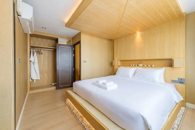 Deluxe Tek Büyük Yataklı Oda, Balkon
