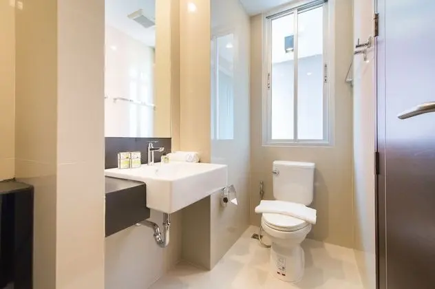 Deluxe Tek Büyük Yataklı Oda, Balkon
