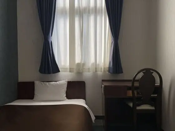 Tek Kişilik Oda, Sigara İçilmez