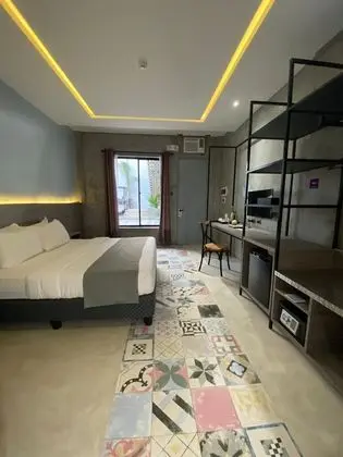 Oda, 1 En Büyük (King) Boy Yatak, Havuz Kenarı