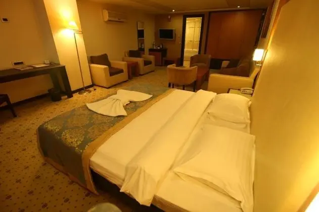 Grand Deluxe Suite-Jakuzili, Şehir Manzaralı, Jakuzili