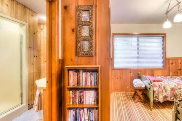 Ev, Birden Çok Yatak (Zephyr Cove Cabin)