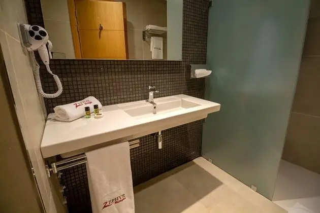 Standard İki Ayrı Yataklı Oda
