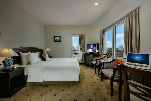 Premium Tek Büyük veya İki Ayrı Yataklı Oda, Şehir Manzaralı