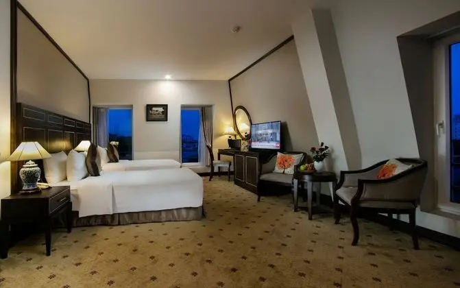 Süit, Şehir Manzaralı (Zephyr)