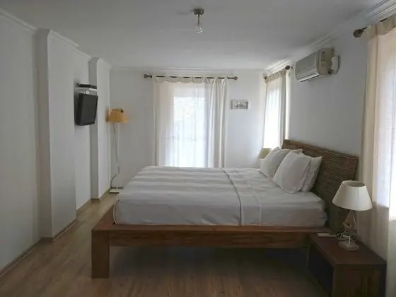 Standard Tek Büyük Yataklı Oda