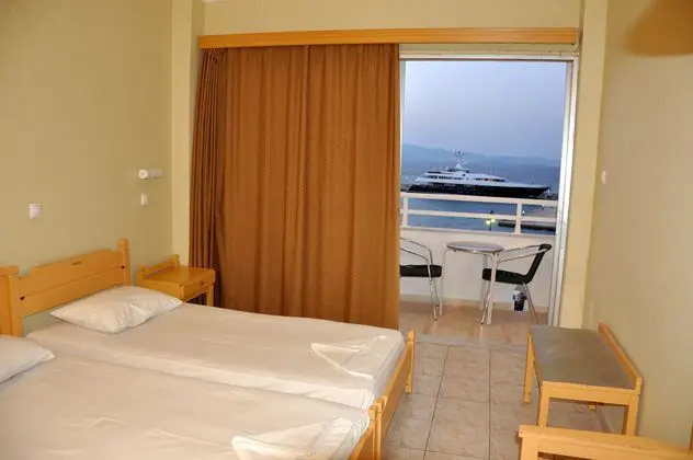 1 Çift Kişilik Veya 2 Tek Kişilik Yatak Sea View