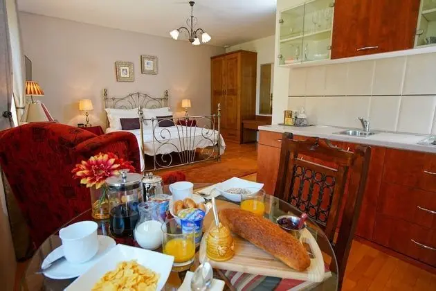 Comfort Tek Büyük Yataklı Oda