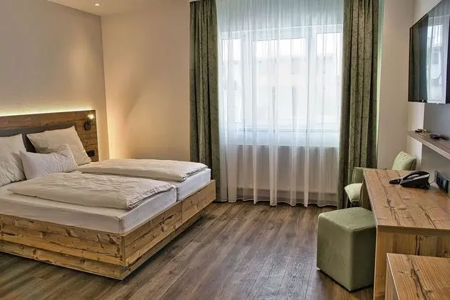 Tek Büyük Yataklı Oda, Sigara İçilmez