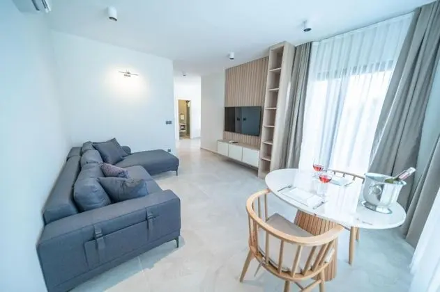 Executive Suite, Deniz Manzaralı, Jakuzili (2 Kişilik)