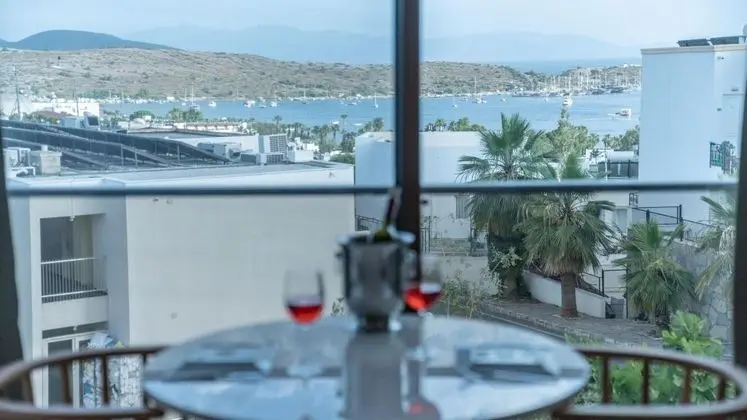 Executive Suite, Deniz Manzaralı, Jakuzili (2 Kişilik)