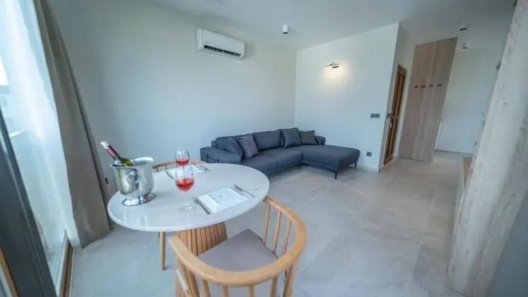 Executive Suite, Deniz Manzaralı, Jakuzili (2 Kişilik)
