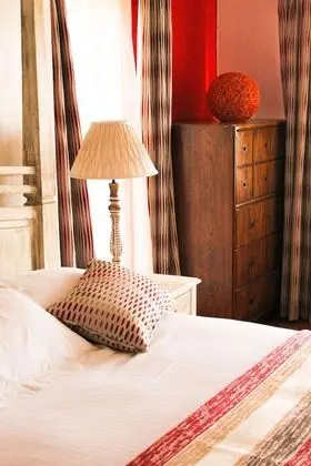Deluxe Süit, 1 En Büyük (King) Boy Yatak, Balkon, Bahçe Manzaralı