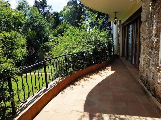 Junior Süit, 1 Büyük (Queen) Boy Yatak, Balkon, Bahçe Manzaralı