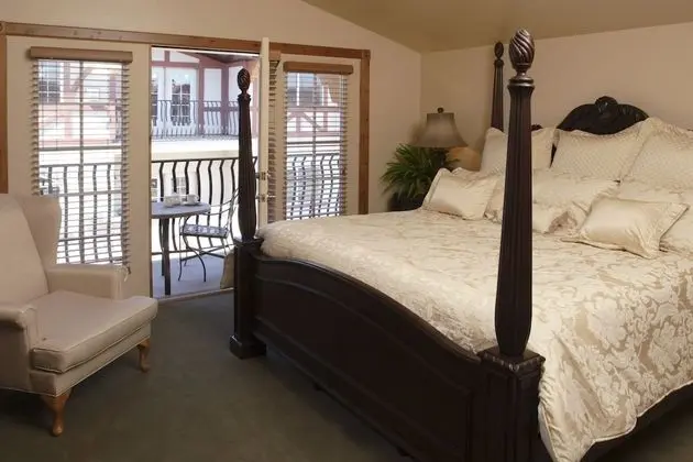 Villa, 1 En Büyük (King) Boy Yatak ve Çekyat, Sigara İçilmez