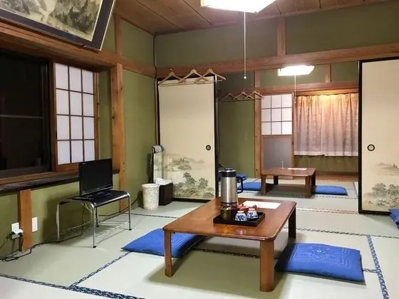 Traditional Oda, Ortak Banyo (Japanese Style, 6-10 People)