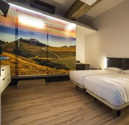 Tek Büyük Yataklı Oda