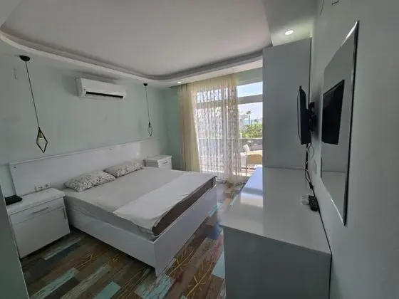 Aile Odası, Bahçe Manzaralı, 2. Kat