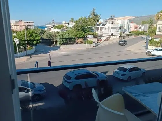 Aile Odası, Bahçe Manzaralı, 2. Kat