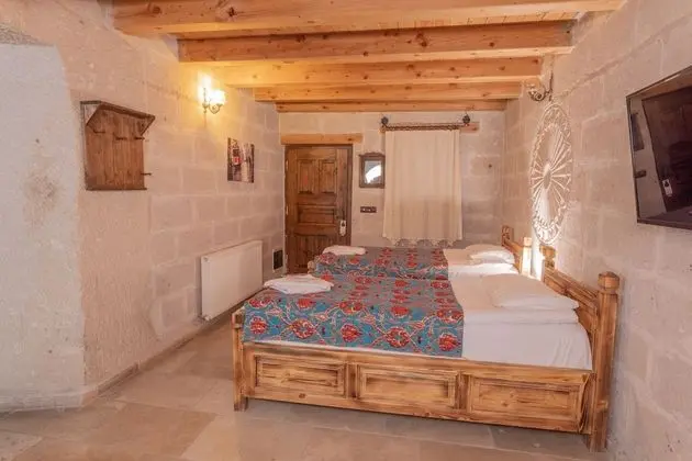 Junior Family Cave Suite