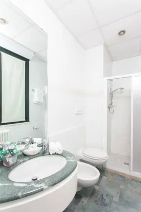Tek Büyük Yataklı Oda, Balkon