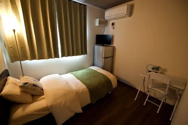 Ev (Private Vacation Home with 11 Rooms)
