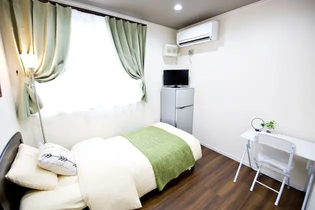 Ev (Private Vacation Home with 11 Rooms)