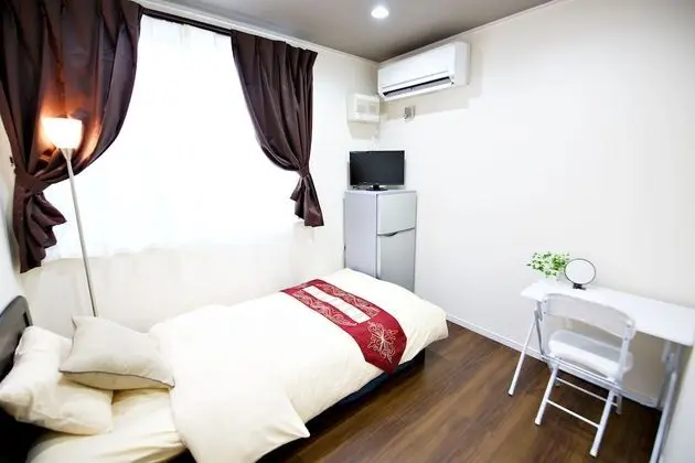 Ev (Private Vacation Home with 11 Rooms)