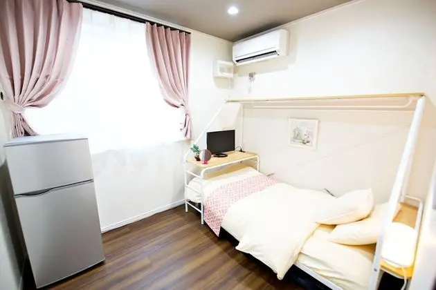 Ev (Private Vacation Home with 11 Rooms)