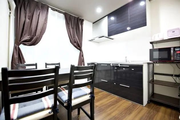 Ev (Private Vacation Home with 11 Rooms)