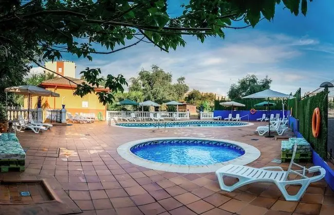 Tek Büyük Yataklı Oda (Cama supletoria)