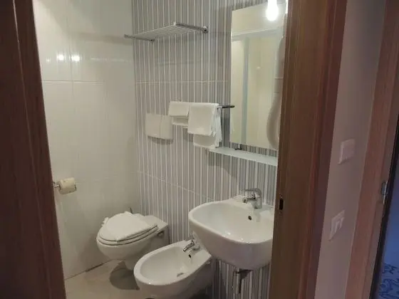 Tek Büyük veya İki Ayrı Yataklı Oda, Balkon